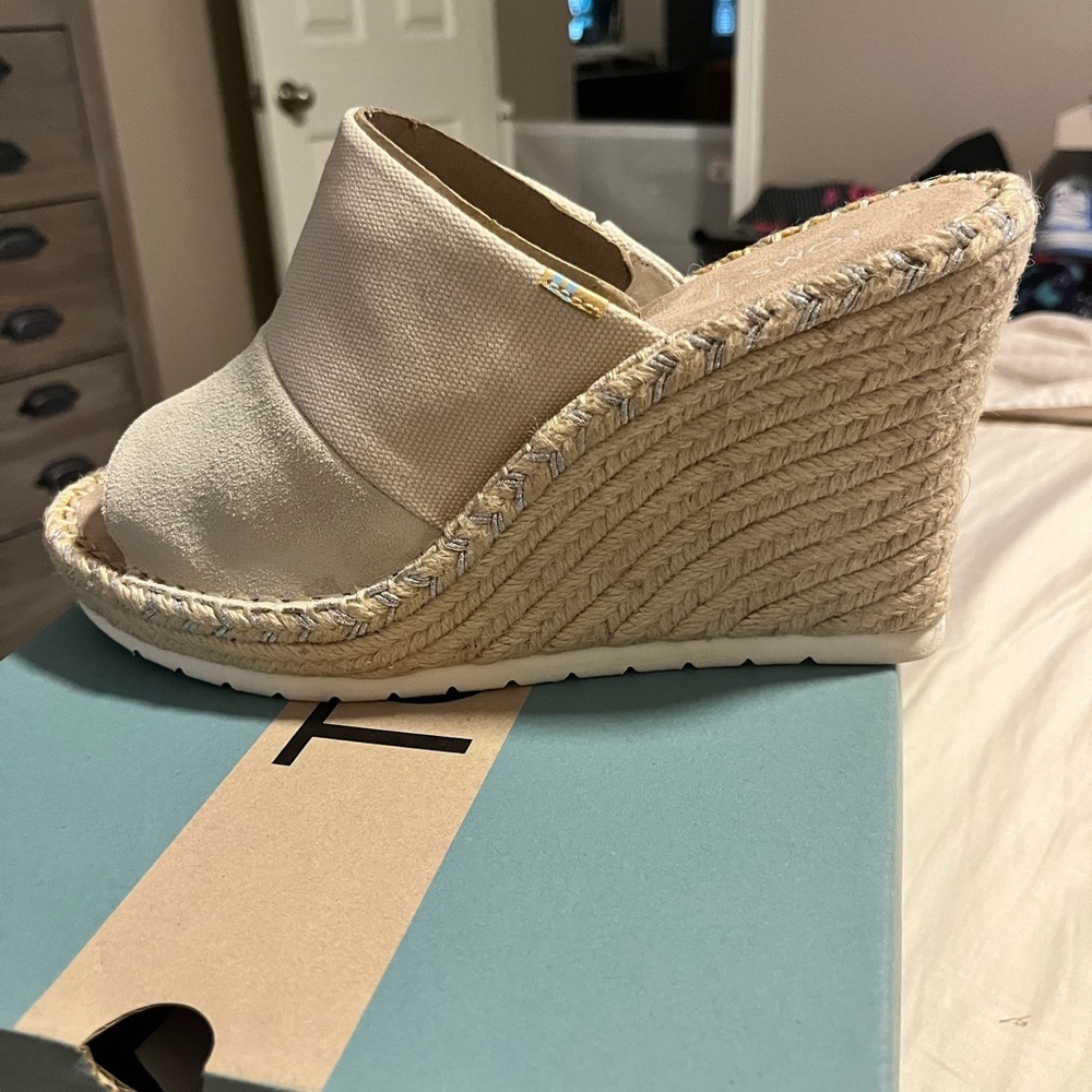 TOMS Wedges